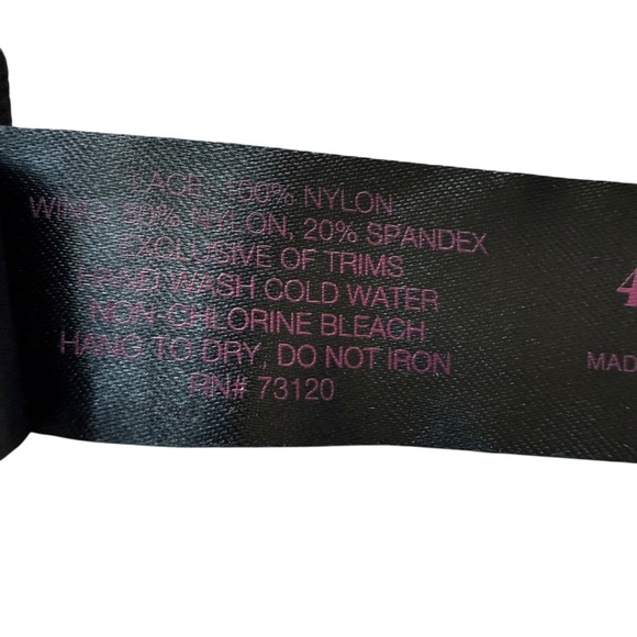 Frederick's of Hollywood Red & Black Floral Lace Underwired Bra 40D Supportive - Picture 7 of 7